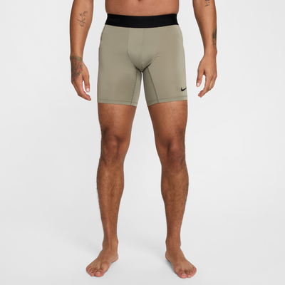 Nike Pro Men's Dri-FIT Fitness Shorts - Green - Polyester/Elastane