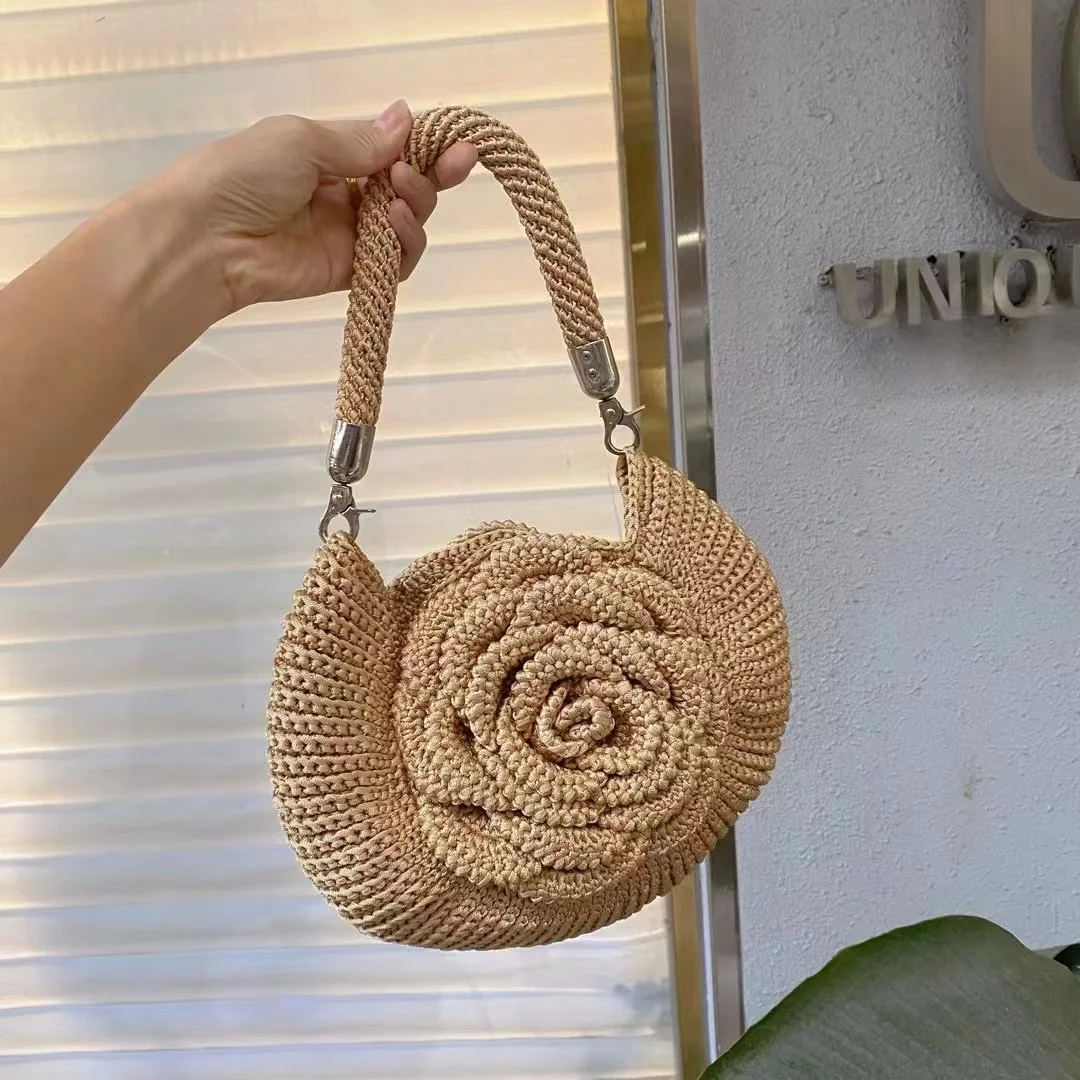 Borsa lunare intrecciata fatta a mano Borsa a tracolla floreale alla moda Borsa da donna Borsa da donna Borsa da spiaggia per le vacanze Borsa casual femminile