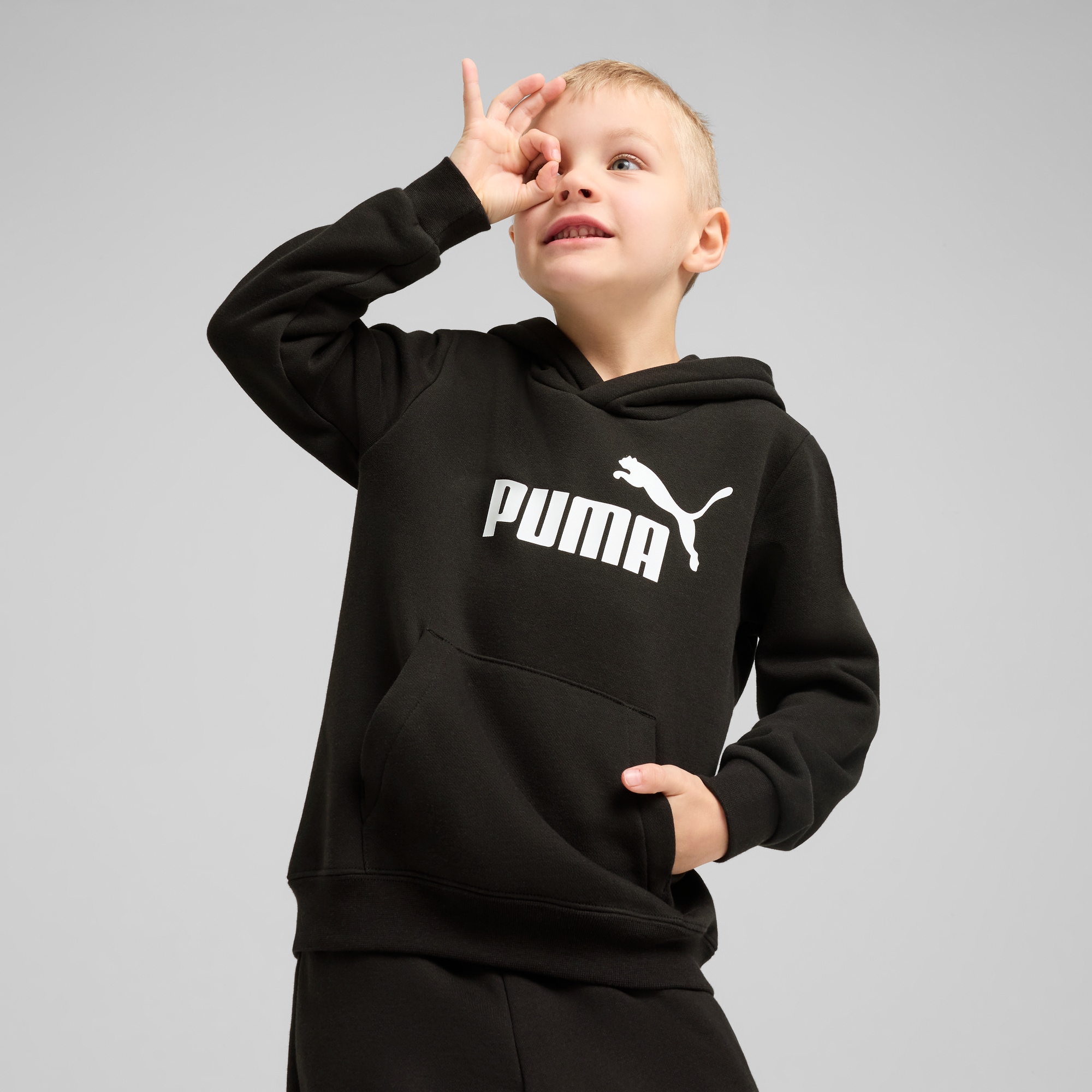 Kapuzensweatshirt PUMA "ESS NO. 1 LOGO HOODIE FL PS", Kinder, Gr. 122, schwarz (puma schwarz), Fleece, Obermaterial: 66% Baumwolle, 34% Polyester, bedruckt, Sportlich, regular fit normal, Sweatshirts Image