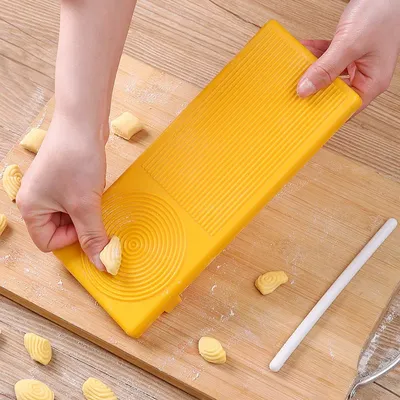 Multifunctional Spaghetti Macaroni Pasta Maker Noodle Making Set With Rolling Stick Noddle Cutter