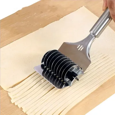 1Pcs Stainless Steel Manual Spaghett Cutter Pasta Machine Dough Noodles Maker Ginger Garlic Roll