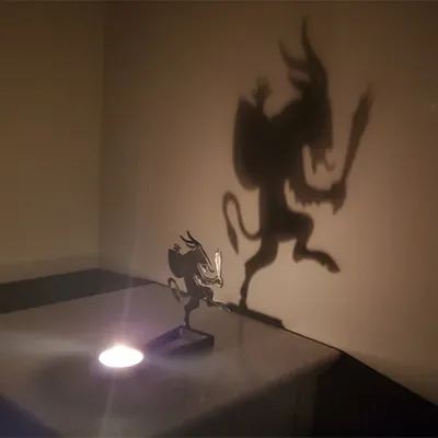 Krampus Shadow Caster Novelty terror Candle Holder Shadow Projectors Indoor Halloween Decoration