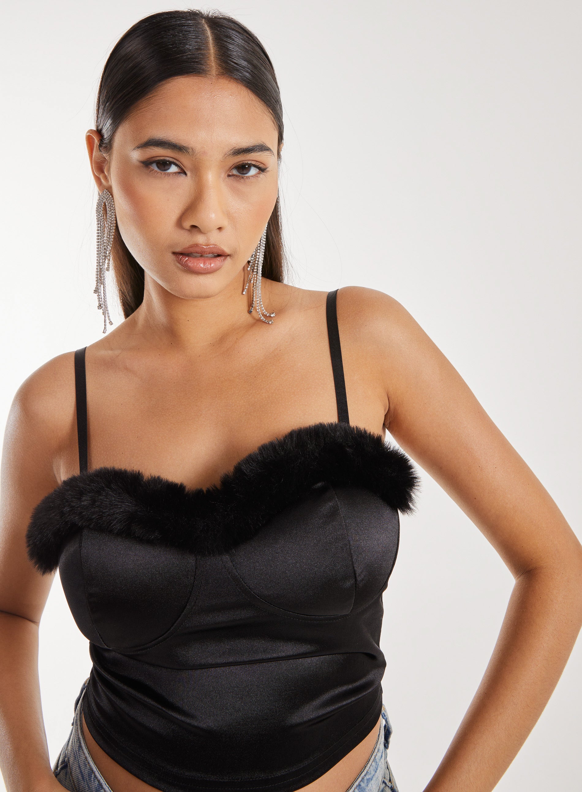 Pink Vanilla Womens Fuzzy Trim Bralette - Black - Size Medium | Pink Vanilla Sale | Discount Designer Brands
