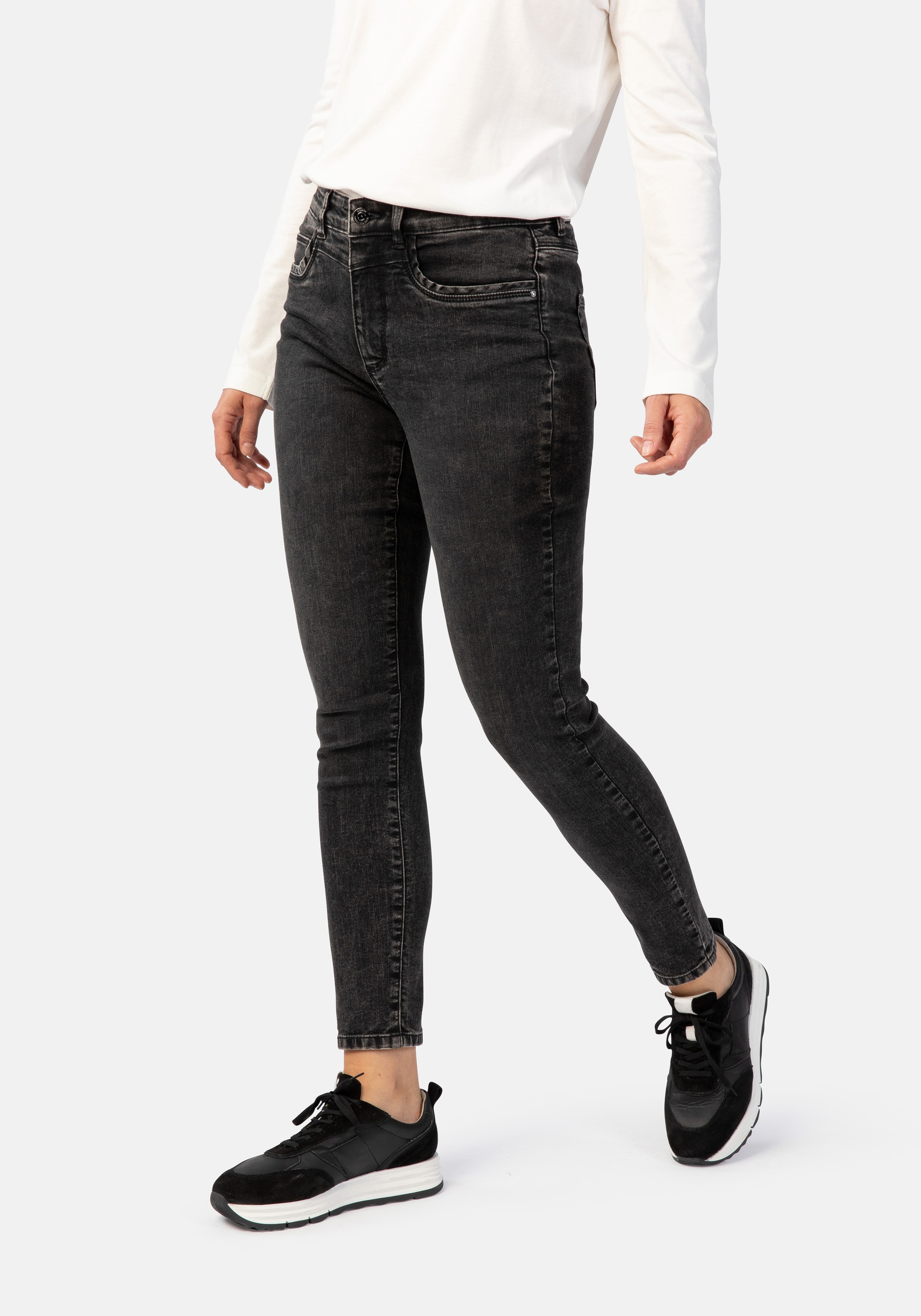 5-Pocket-Jeans STOOKER WOMEN "Rio Fexxi Move Strass Skinny Fit", Damen, Gr. 48, Länge 28, schwarz (schwarz vintage), Denim/Jeans, 83% Baumwolle, 16% recycled Polyester, 1% Elasthan, skinny fit lang, Jeans 5-Pocket-Jeans, Skinny Fit Casual Clean Wash...