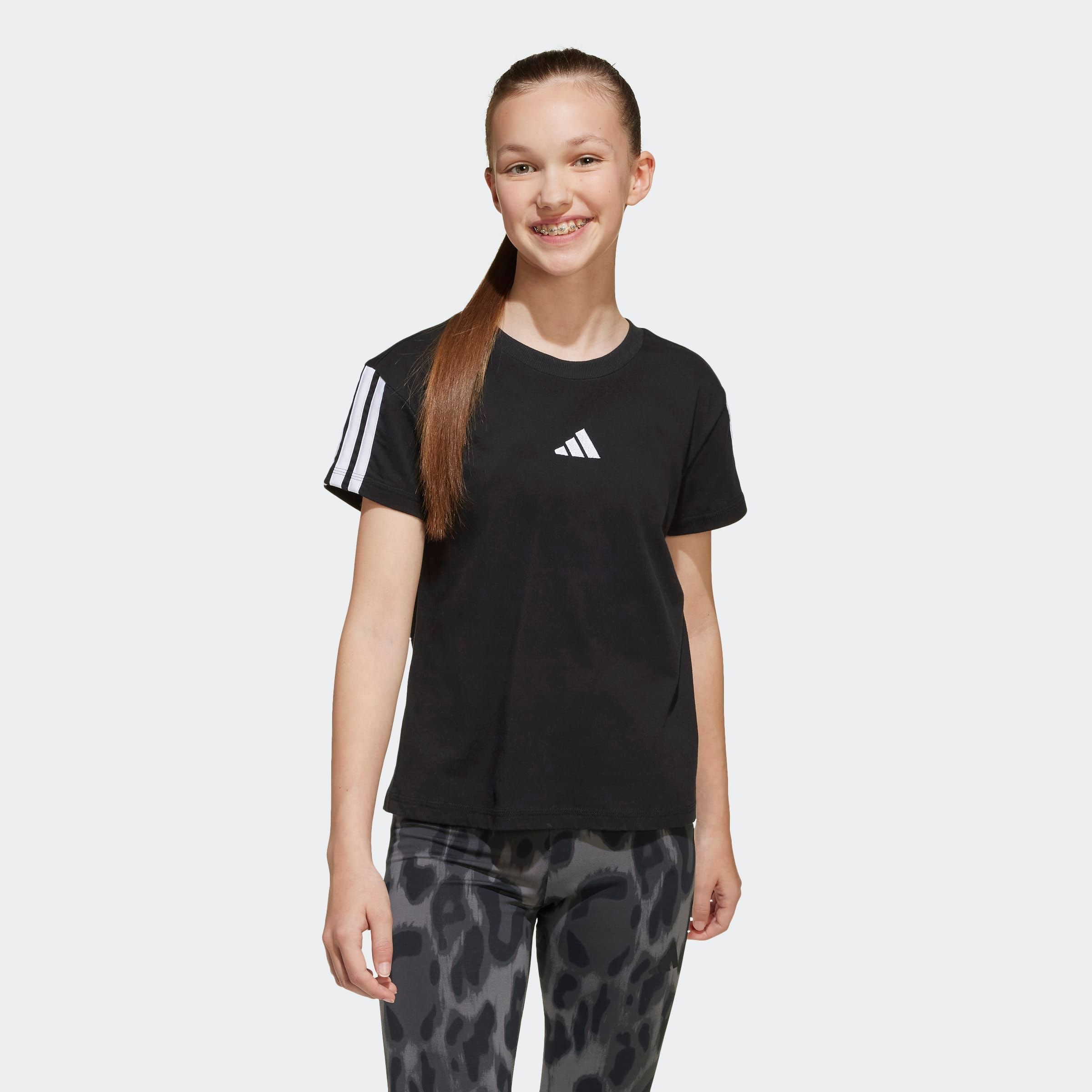 T-Shirt ADIDAS SPORTSWEAR "JG 3S TEE 160", Kinder, Gr. 140, schwarz-weiß (schwarz, weiß), Obermaterial: 100% Baumwolle, Rundhals, Shirts Image