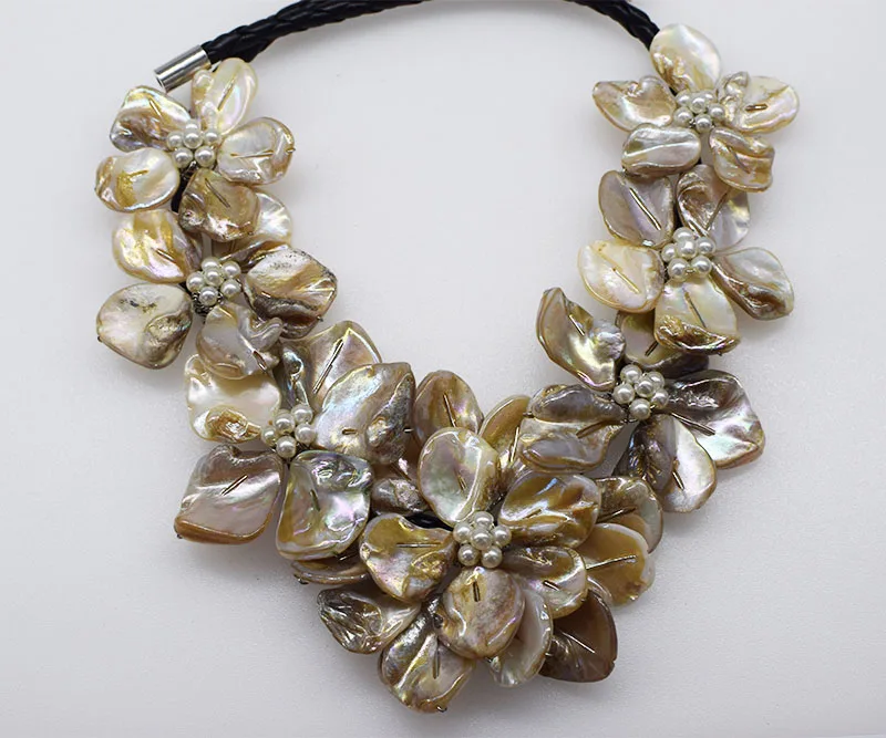 Collana di perle di conchiglia riso bianco e conchiglia fiore barocco 18 pollici natura fatta a mano all'ingrosso FPPJ