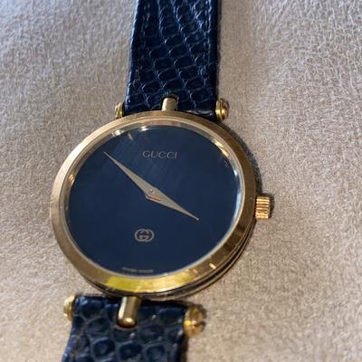 Gucci Accessories | Vintage Men’s Gucci Watch | Color: Black/Gold | Size: O N E S I Z E