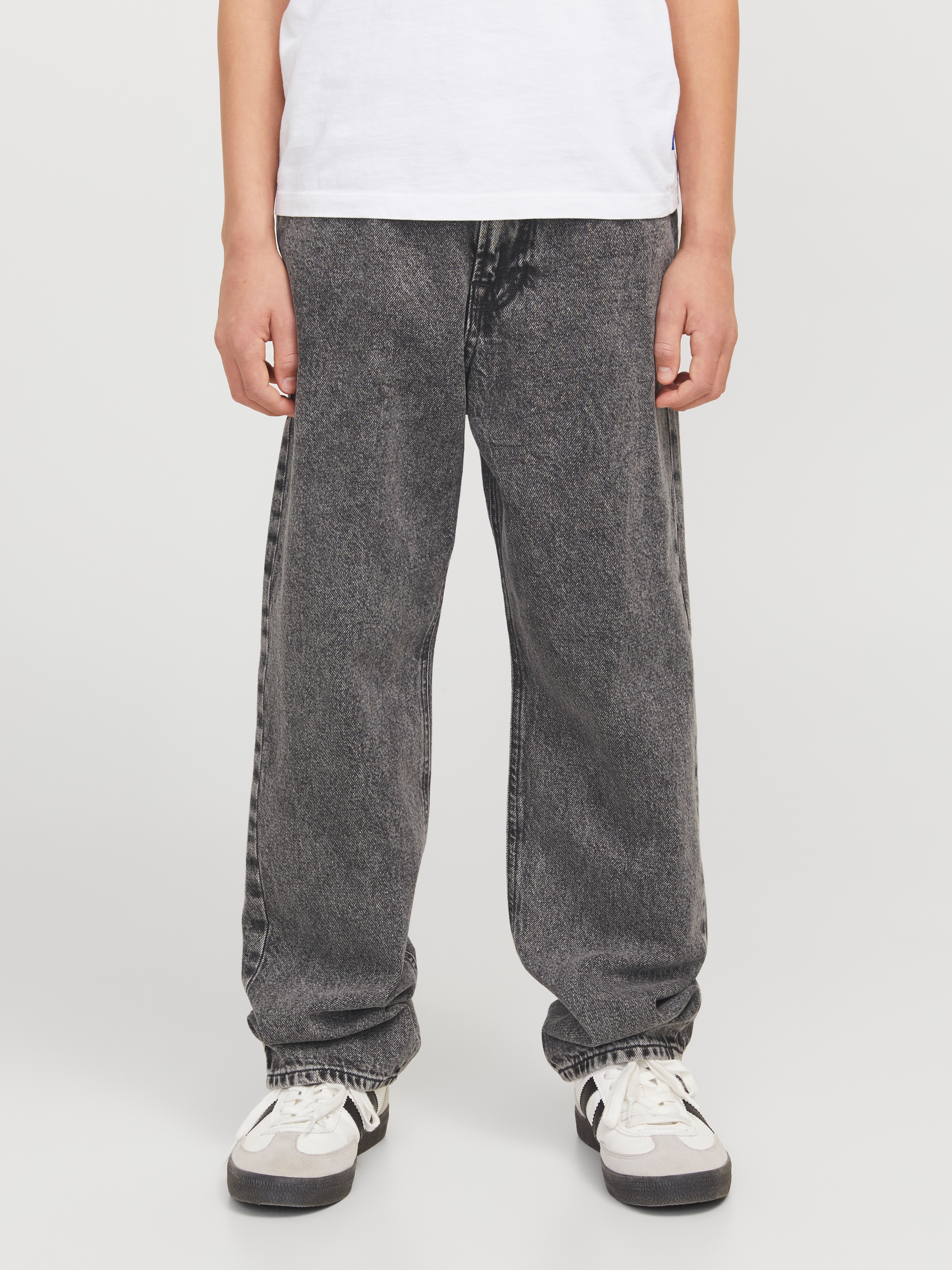 Relax-fit-Jeans JACK & JONES JUNIOR "JJICHRIS ist bequem und vielseitig kombinierbar", Jungen, Gr. 134, N-Gr, grau (grau denim), Denim/Jeans, Obermaterial: 100% Baumwolle, unifarben, relaxed fit knöchellang, Jeans, unifarben, modisch, relaxed fit,... Image