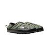 Hausschuh THE NORTH FACE "M THERMOBALL TRACTION MULE V", Herren, Gr. 43, thymbrushwdcamoprint, thym, Textil, sportlich, Schuhe