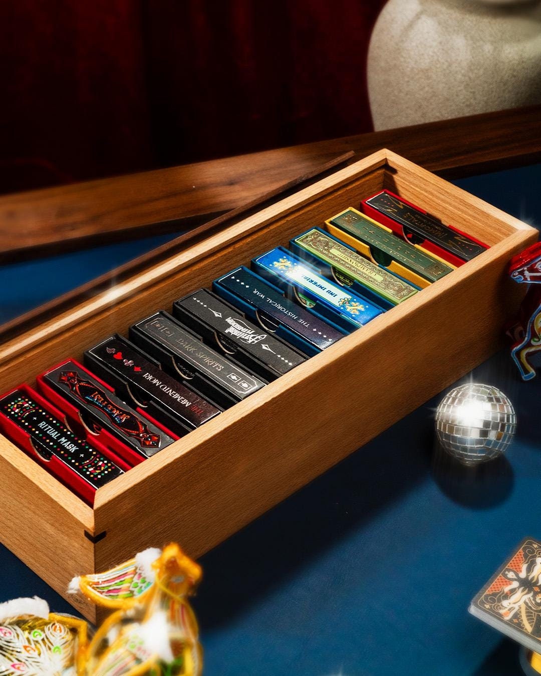 Collezione di 10 carte da gioco premium, carte da gioco, set di 10 mazzi, carte da gioco uniche, carte da poker
