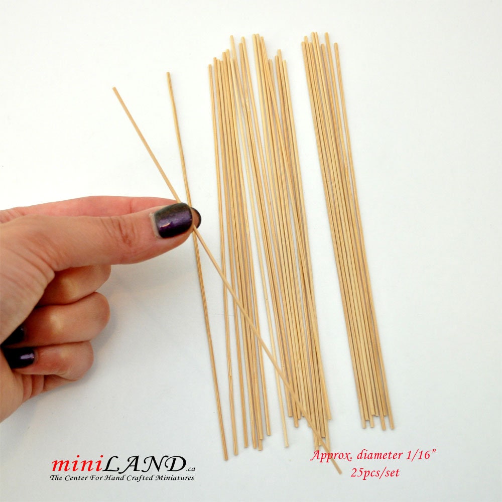 "Bastoncini rotondi in legno non verniciati 25 pezzi per miniature di case delle bambole in scala 1:12 1/16\" x 6\" ciascuna miniatura V011"