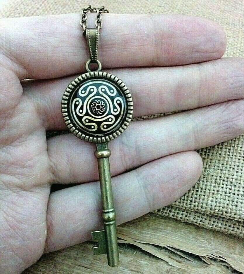 Collana con ciondolo simbolo chiave della dea Ecate + scatola - Stregoneria di Ecate, Triplice Dea Luna