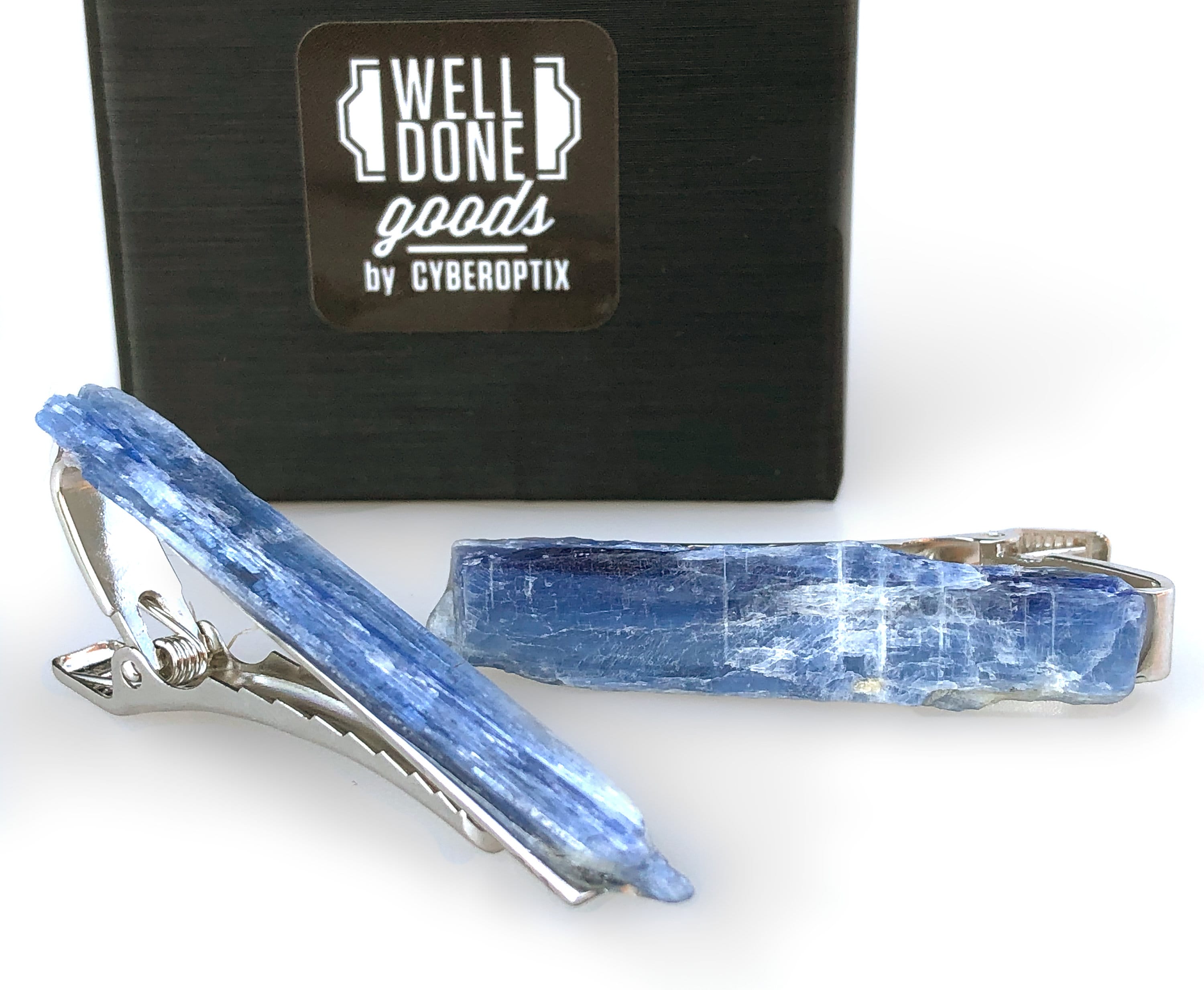 Fermacravatta in cianite blu, fermacravatta con pietra preziosa grezza. Fermacravatta in pietra grezza blu, fermacravatta in cianite, accessori per ma