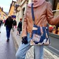 Borsa a tracolla blu in denim con toppa, Borsa a tracolla in tela riciclata per donna, Borsa in jeans in pelle con stampa animalier, Borsa boho in tel