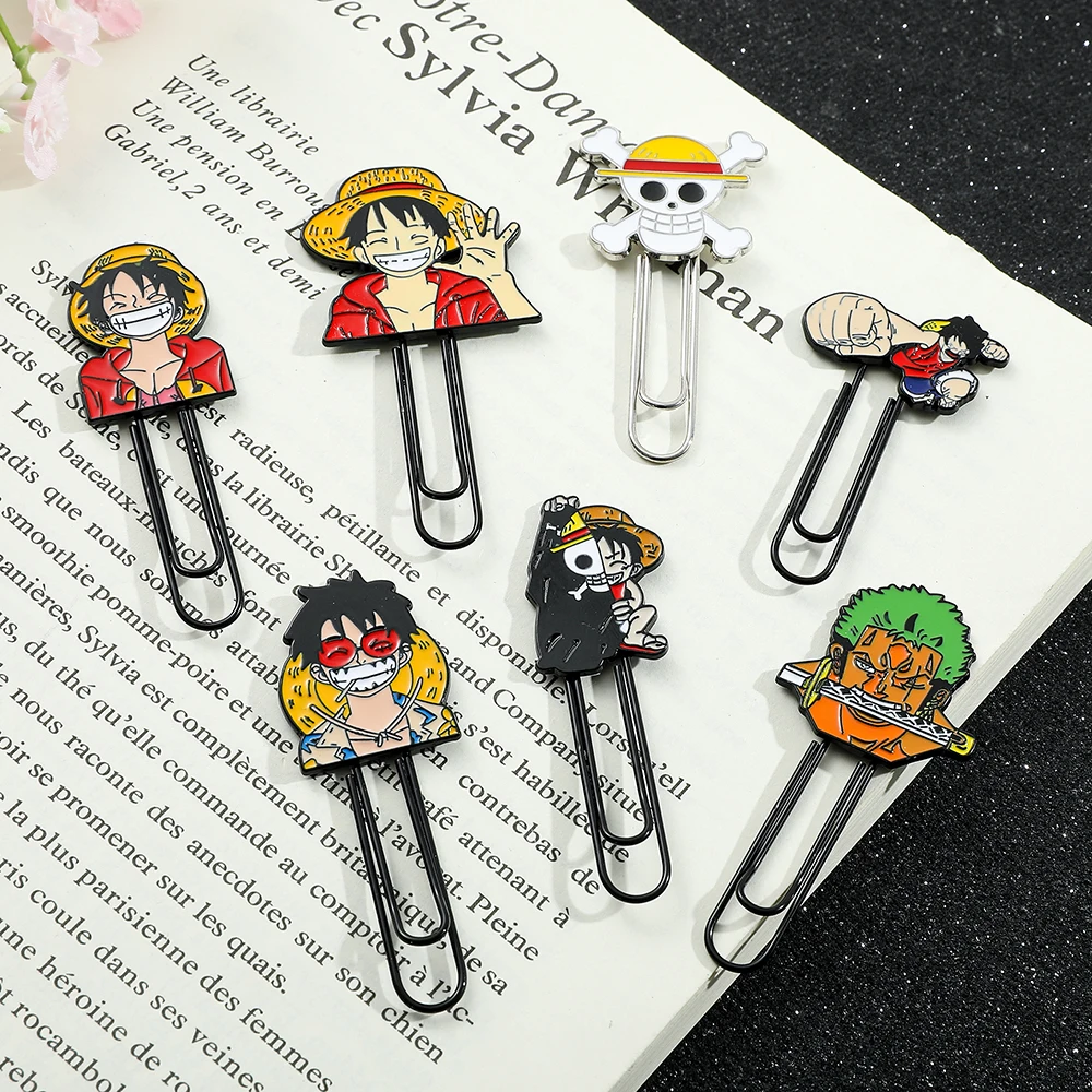 1Pcs Anime One Piece Cartoon Paperclip Metal Bookmarks Ideal Gift For Fans Collecting Book Lovers Bookworms Reading Markers