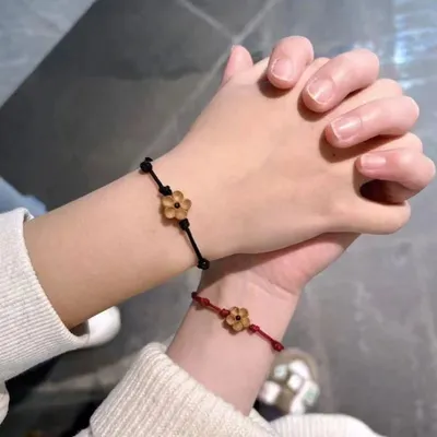 Fashion Peach Wood Flower Handmade Braid Rope For Women Men Couple Handmade Bracelets Lucky Daily