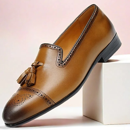 Herren-Loafer aus braunem Leder mit Quasten und Brogue-Details, klassische Slipper für Hochzeiten, Partys und formelle Anlässe Image