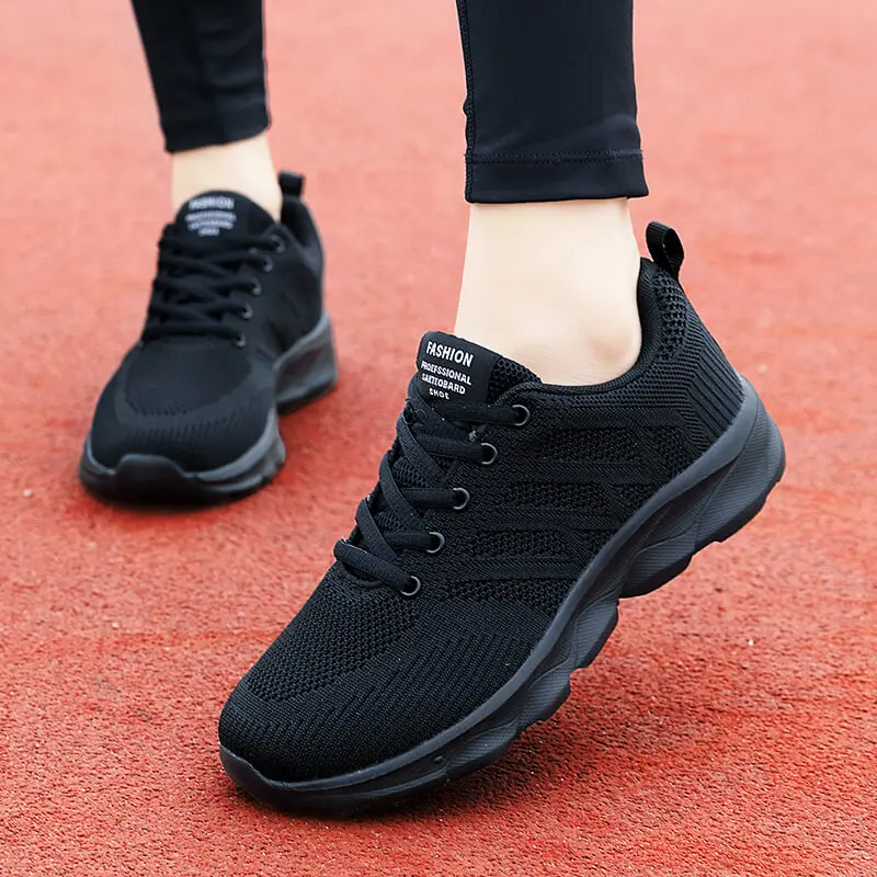 Nuove scarpe da ginnastica scarpe Casual da donna moda scarpe basse in mesh traspirante da passeggio donna 2024 scarpe sportive da donna bianche Tenis Feminino