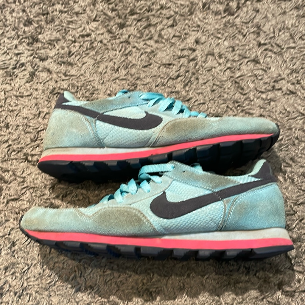 Nike Shoes | Vintage Nike Shoes | Color: Blue/Pink | Size: 9