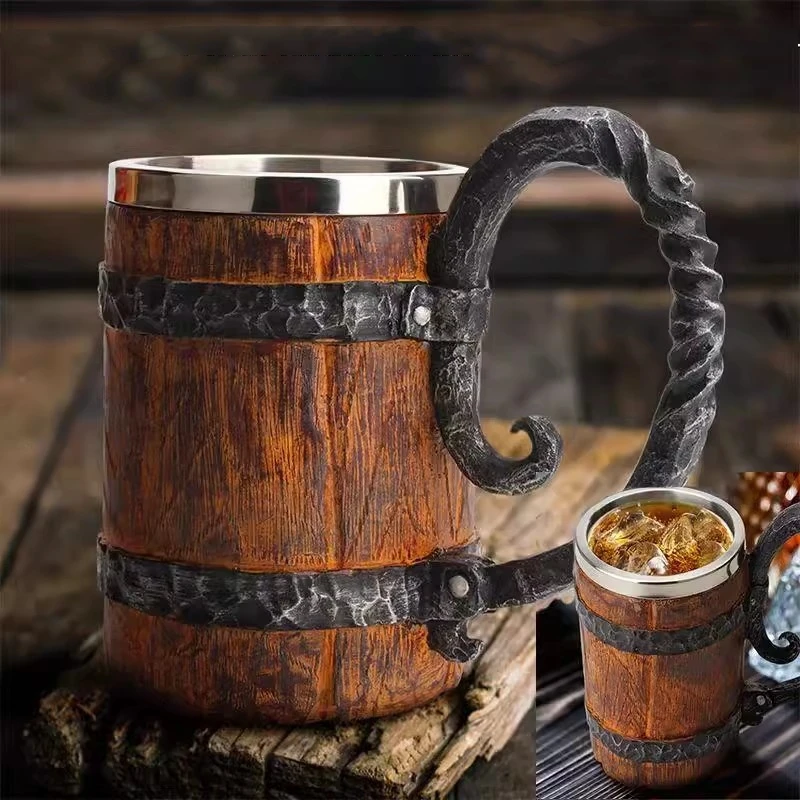 600ml Wikinger Holz Stil Bierkrug Weihnachts geschenk Simulation Holzfass Bier becher doppelwandige Trinkbecher Metall isoliert Image