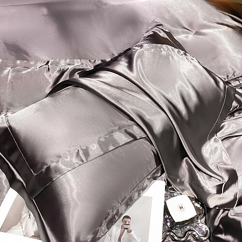 4 Teile Satin-Seiden-Bettwäsche-Set mit Spannbettlaken Bettbezug-Sets Sommer einfarbige Deckenbezüge mit 2 Kissenbezügen Image