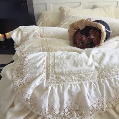 Vintage French Style Princess Lace Ruffles Carved Velvet Bedding Set Duvet Cover Bed Sheet/Fitted Sheet/Bed Skirt Pillowcases