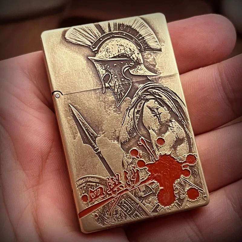 Exquisite Carving Warrior Heizölfeuerzeug Heavy Bronze Trench Kerosen Feuerzeug Vintage Armor Classic Herren Feuerzeug Geschenkbox Image
