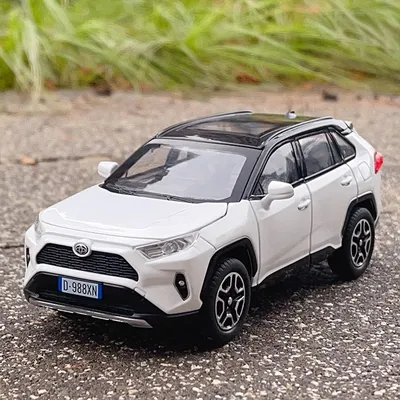 1:32 Toyota RAV4 SUV 2023 Alloy Die Cast Toy Car Model Sound and Light Pull Back Toy Collectibles