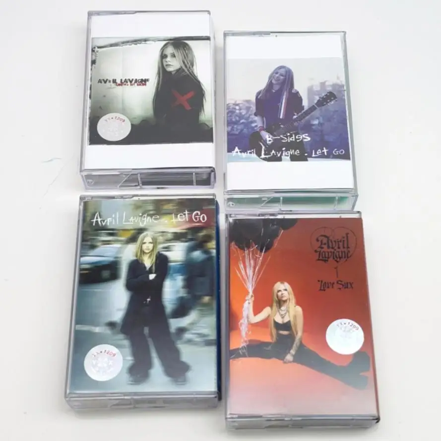 Pop Rock Avril Lavigne Music Tape Let Go Album Love Sux Album Kassetten Cosplay Walkman Recorder Auto Soundtracks Box Party Musik Image
