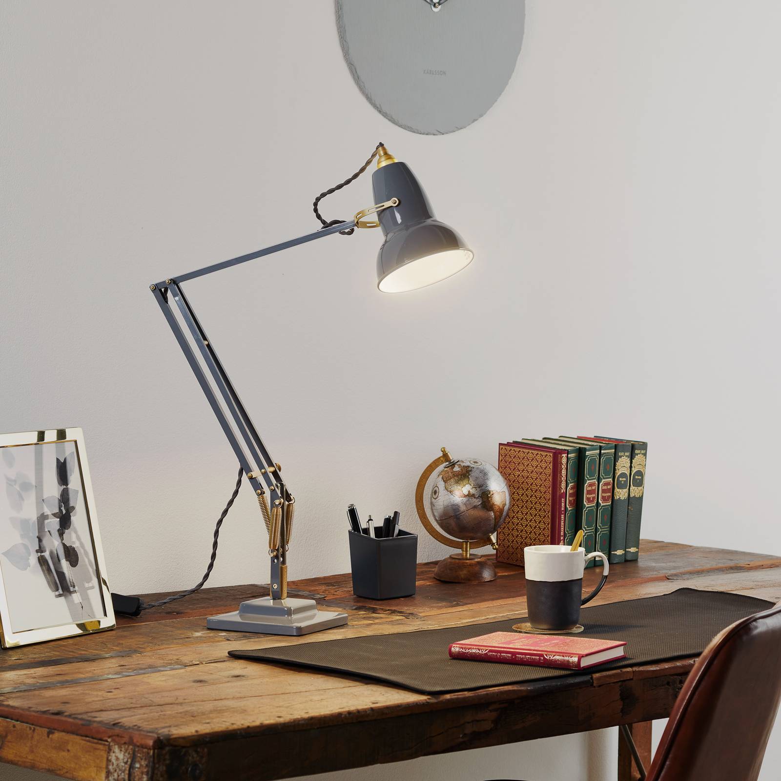 Anglepoise LED Schreibtischlampe Original 1227 Brass, alu / grau / zink, für Arbeitszimmer / Büro, Messing, Industrielles Design, LED Tischlampe