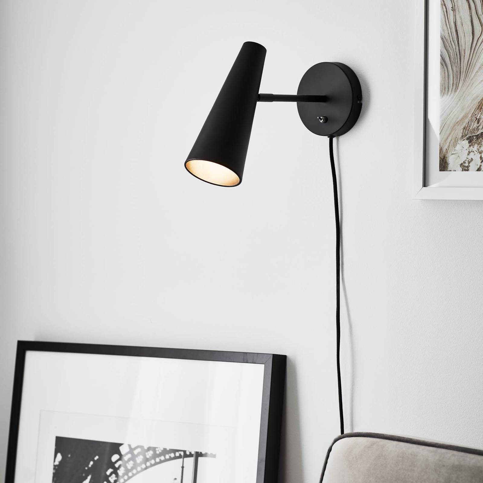 Markslöjd Wandspot Peak, einflammig, schwarz Peak, schwarz, für Wohn- / Esszimmer, Metall, Modern, Strahler