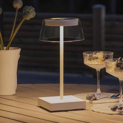 Konstsmide LED-Tischlampe Scilla mit USB, weiß Image