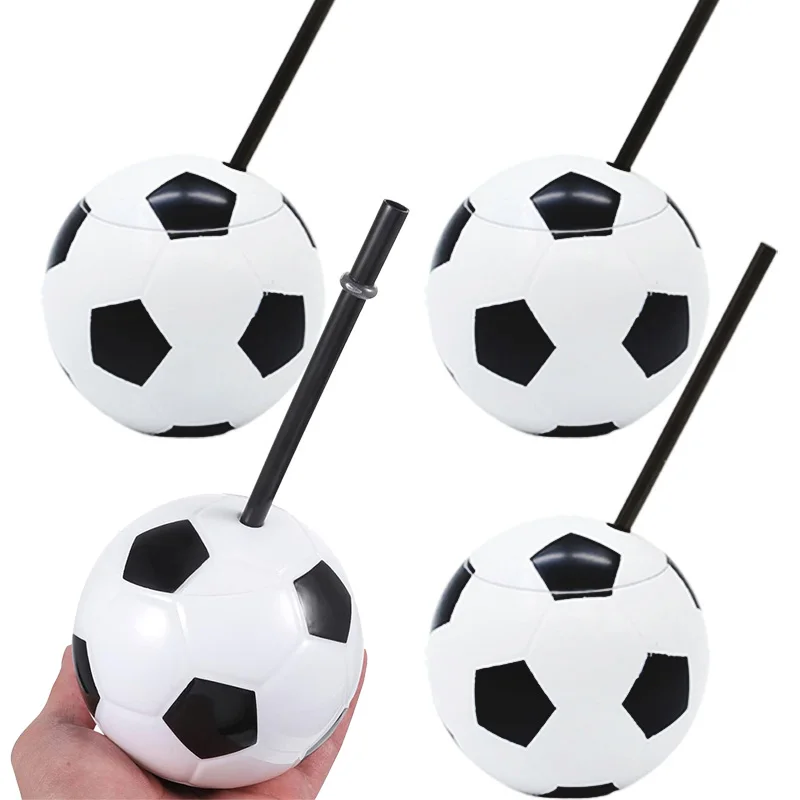 1/2/3/4 Packungen Fußball-Thema, Fußball-förmige Tassen, wiederverwendbare Basketball-Flasche mit Deckel und Strohhalm, Zubehör für Freunde, Partys Image