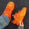 Modedesigner Herrenschuhe Atmungsaktive Turnschuhe Orange Plateau Laufschuhe Rutschfester Tennisschuh Outdoor Schnür-Freizeitschuhe