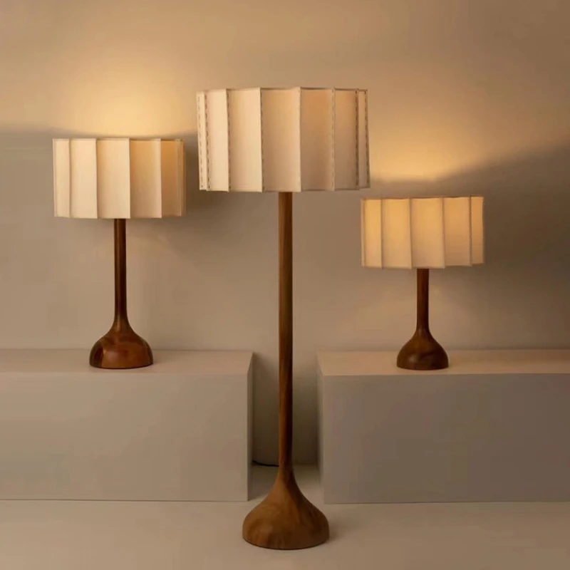 Stehlampe aus Holz im Wabi Sabi-Stil für Wohnzimmer, Schlafzimmer, Nachttisch, Zuhause, LED-Ecksofa, Licht, minimalistische Stehlampe aus massivem Holz
