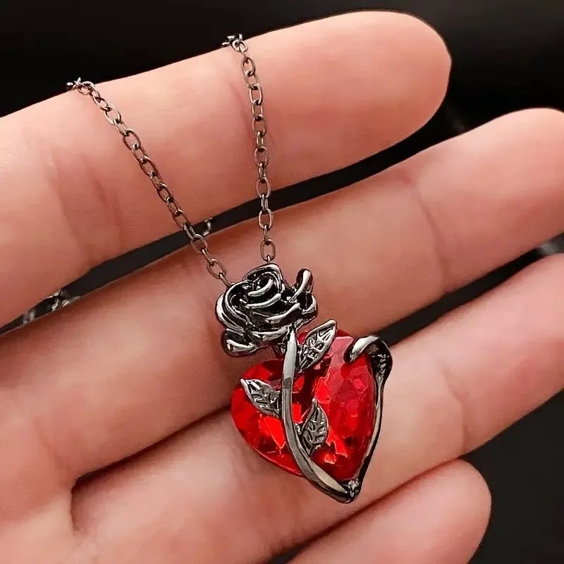 Gothic Rose Red Love Halskette Damen Y2K Grunge Schmuck Zierliche Silberfarbe Tonebloody Human Heart Anhänger Personalisierte Geschenke Image