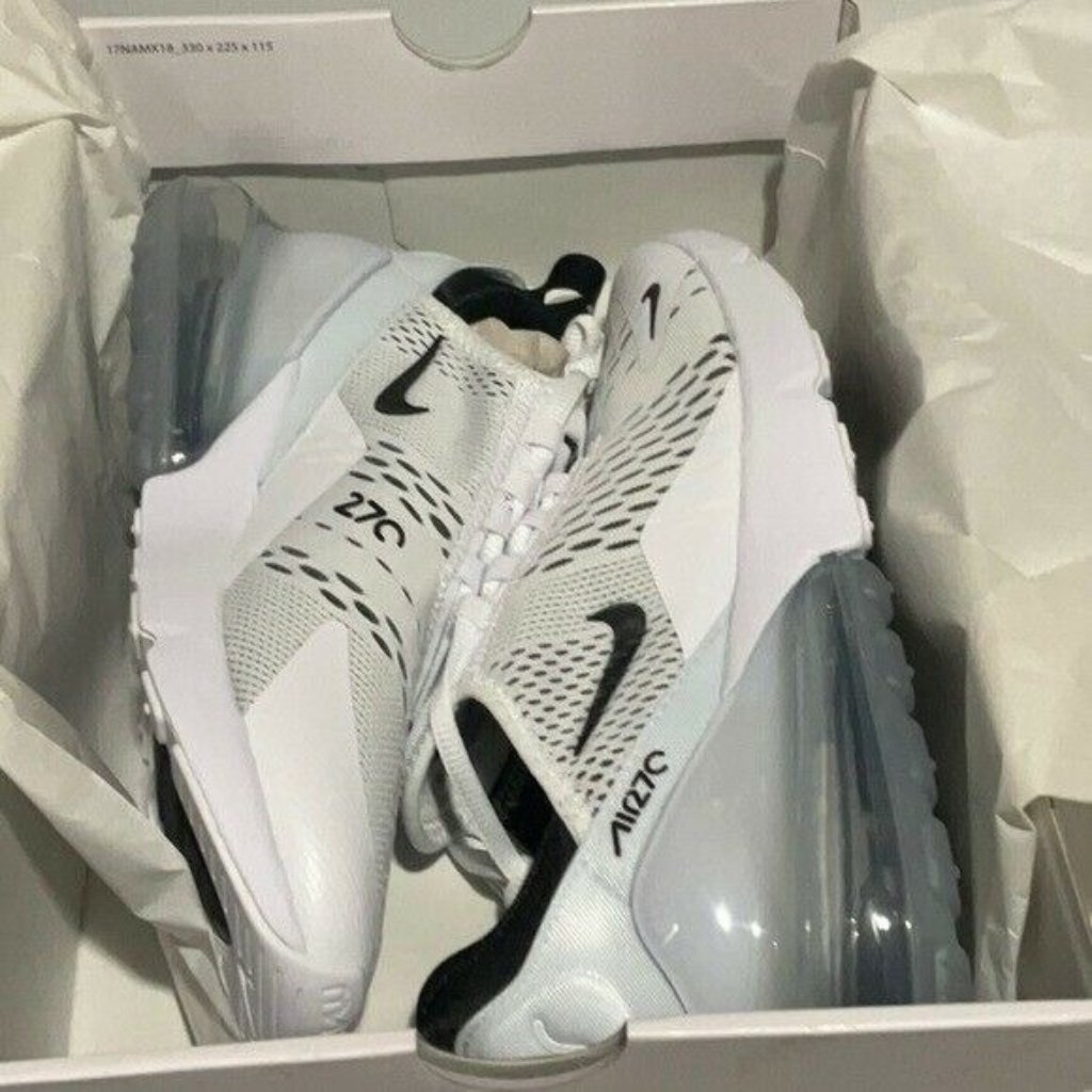 Nike Shoes | Woman’s Nike Air Max 270 Black White Running Shoes Size 8.5 Us | Color: Black/White | Size: 8.5