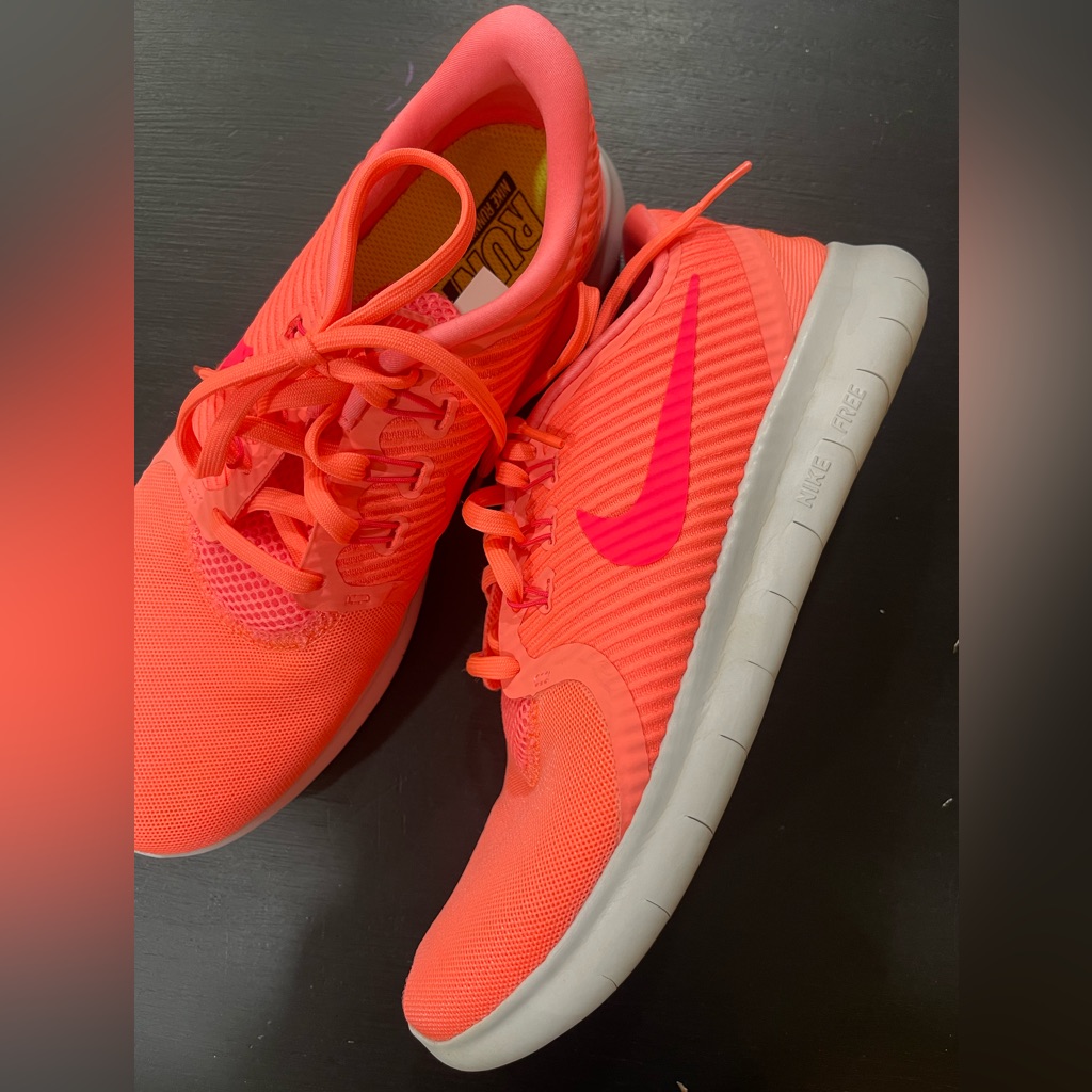 Nike Shoes | Women Nike Tennis Shoes | Color: Pink | Size: 8.5