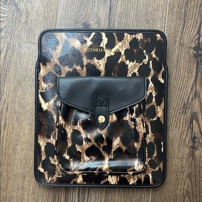 Victoria's Secret Accessories | Victoria's Secret Case With Front Pocket | Color: Black/Brown | Size: Os
