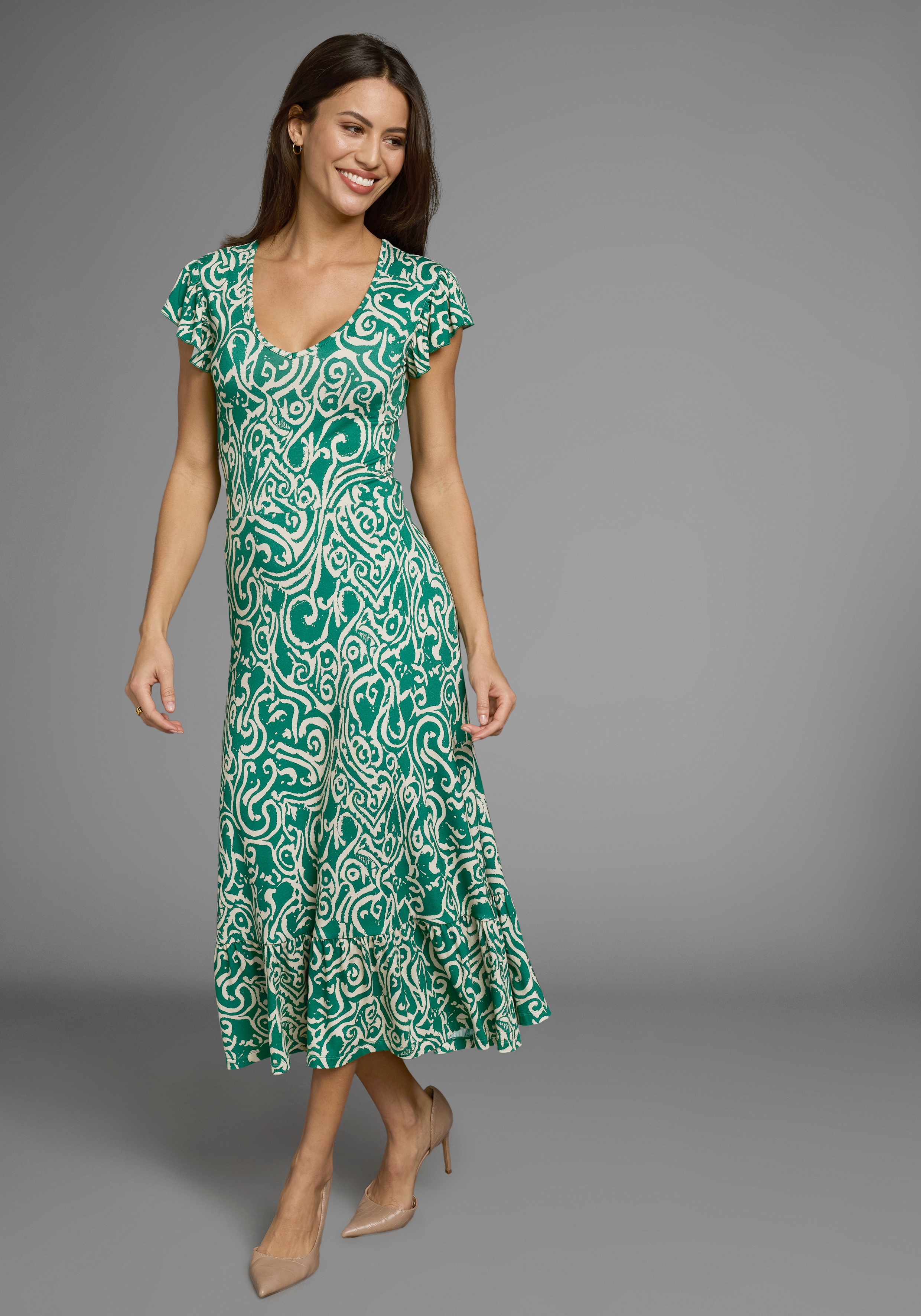 Sommerkleid LAURA SCOTT, Damen, Gr. 38, N-Gr, grün, sand, gemustert, Single Jersey, Obermaterial: 95% Viskose, 5% Elasthan, gemustert, figurbetont lang, V-Ausschnitt, Volant, Kleider, mit Alloverdruck & leicht gerafften Flügel-Ärmeln Image