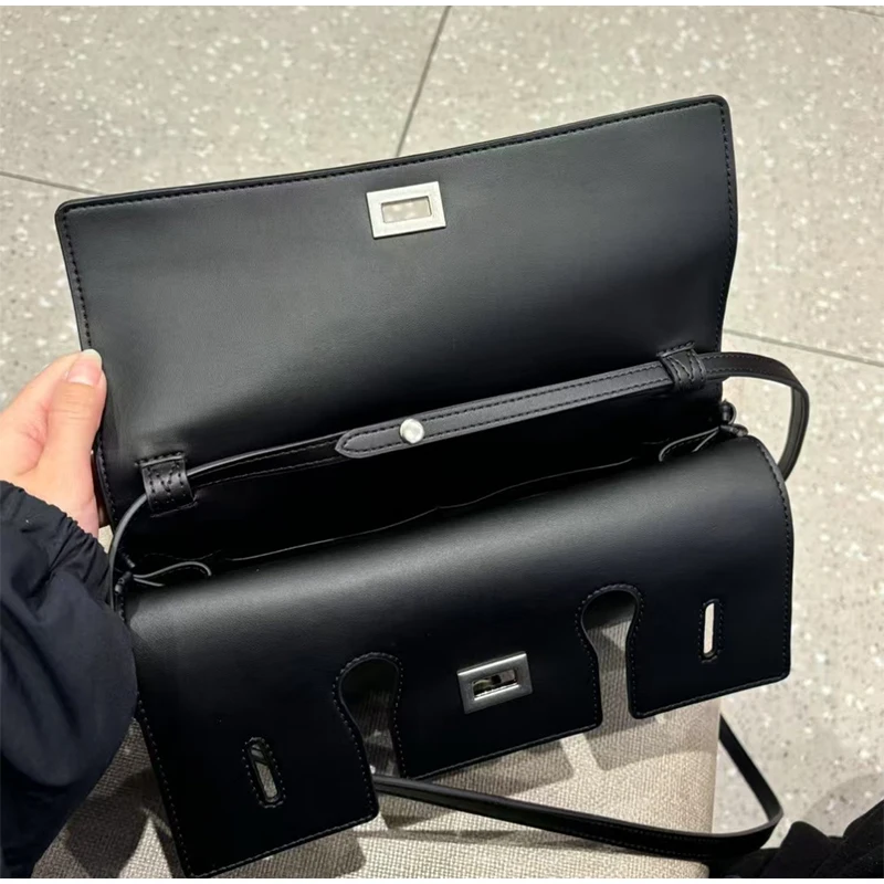 Nuova borsa quadrata piccola con lucchetto Borsa da donna in vera pelle di lusso Borsa a tracolla classica dal design nero di marca Borsa a tracolla da donna
