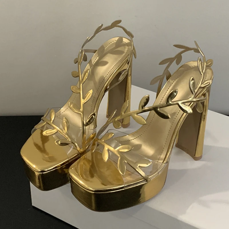 Liyke Sommer Mode Patent Leder Blattgold Frauen Sandalen Elegante Karree Plattform High Heels Hochzeit Bankett Schuhe Größe 42