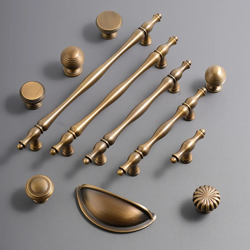 Küchenschrankgriffe im amerikanischen Stil, Kleiderschrankgriff, T-Stange, Schubladenknöpfe und Puls aus antiker Bronze, erhältlich in mehreren Größen