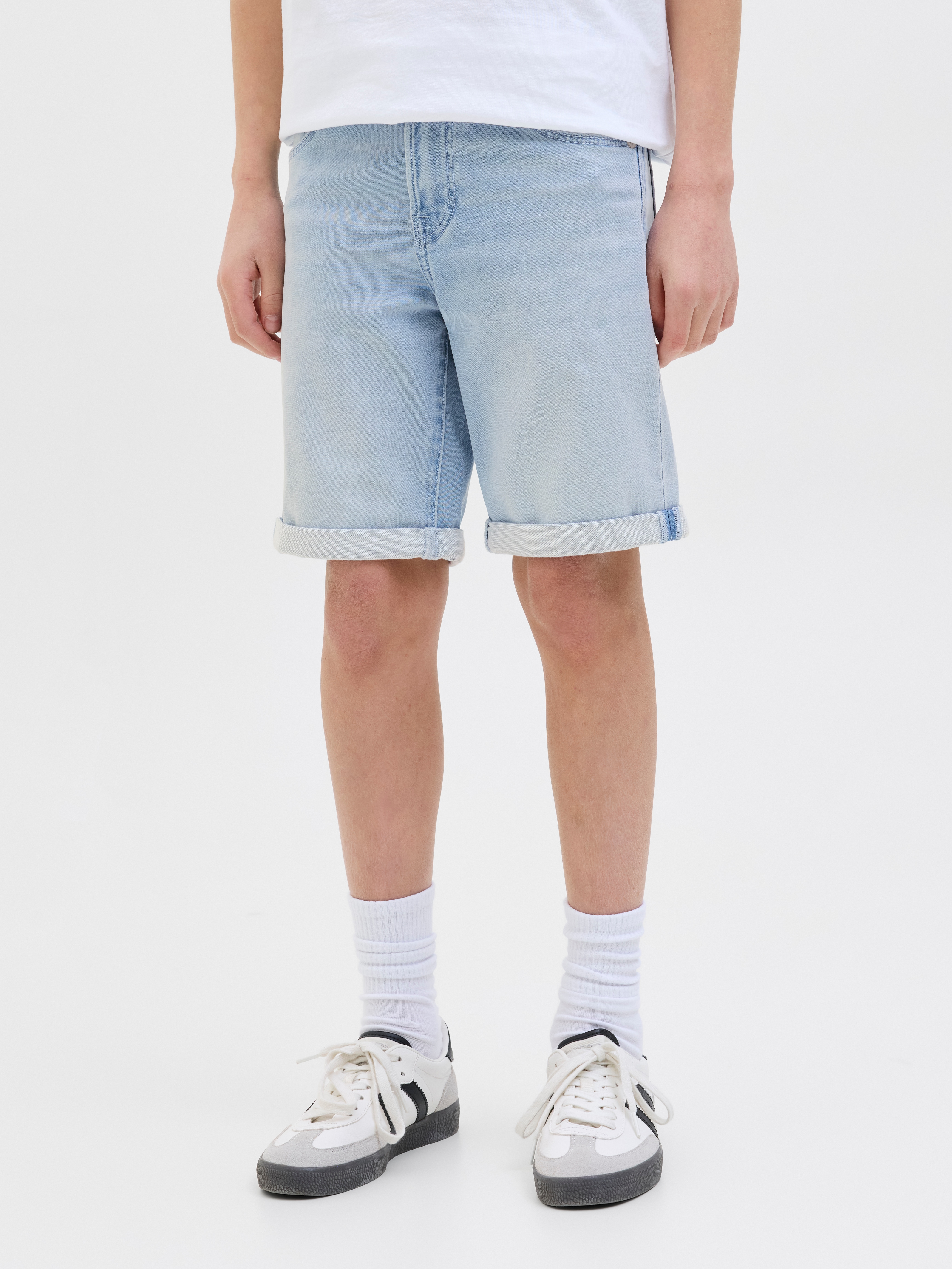 Shorts JACK & JONES JUNIOR "JJIRICK bequem mit Stretch für optimale Bewegungsfreiheit", Jungen, Gr. 176, N-Gr, blau (blau denim), Web, Obermaterial: 48% Baumwolle, 26% Viskose, 25% Polyester, 1% Elasthan, unifarben, regular fit knielang, Hosen...