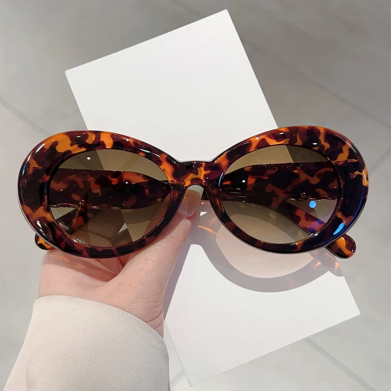 KAMMPT Ovale Sonnenbrille für Damen, 2025, stilvoller Farbverlauf, mehrfarbig, koreanischer Stil, lässige Farbtöne, trendige Luxus-Markendesign-Sonnenbrille Image