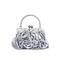 Abendclutch für Damen mit 3D-Rosenblüte – elegante Handtasche aus Satin mit Blumenmuster und Kette für Hochzeiten, Partys und besondere Anlässe