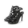 High-Heel-Sandalette "Sandalette mit Cut-Outs", Damen, Gr. 36, schwarz, Obermaterial: 100% Polyurethan. Futter: 100% Polyurethan. Decksohle: 100% Lederimitat. Laufsohle: 100% Synthetik, LASCANA BELLE AFFAIRE, unifarben, sexy, Schuhe, verführerischer...