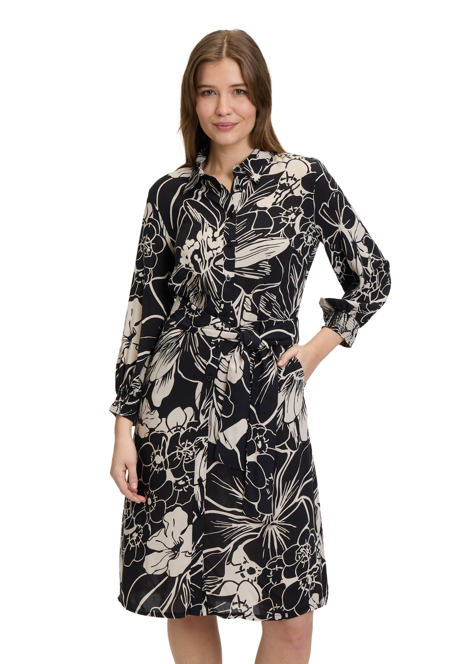 Hemdblusenkleid BETTY BARCLAY "Damen Hemdblusenkleid mit Bindegürtel", Damen, Gr. 40, Normalgrößen, schwarz (schwarz, beige), Obermaterial: 100% Viskose., ausgestellt kurz, Kleider, Form Image