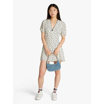 TJW Iconic Quilted Shoulder Bag