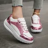 Damenschuhe Frühling weiche Laufsohle Arbeit Freizeit schuhe weibliche schwarze Schaukel Schuhe Frau plus Größe Keile Einzels chuhe